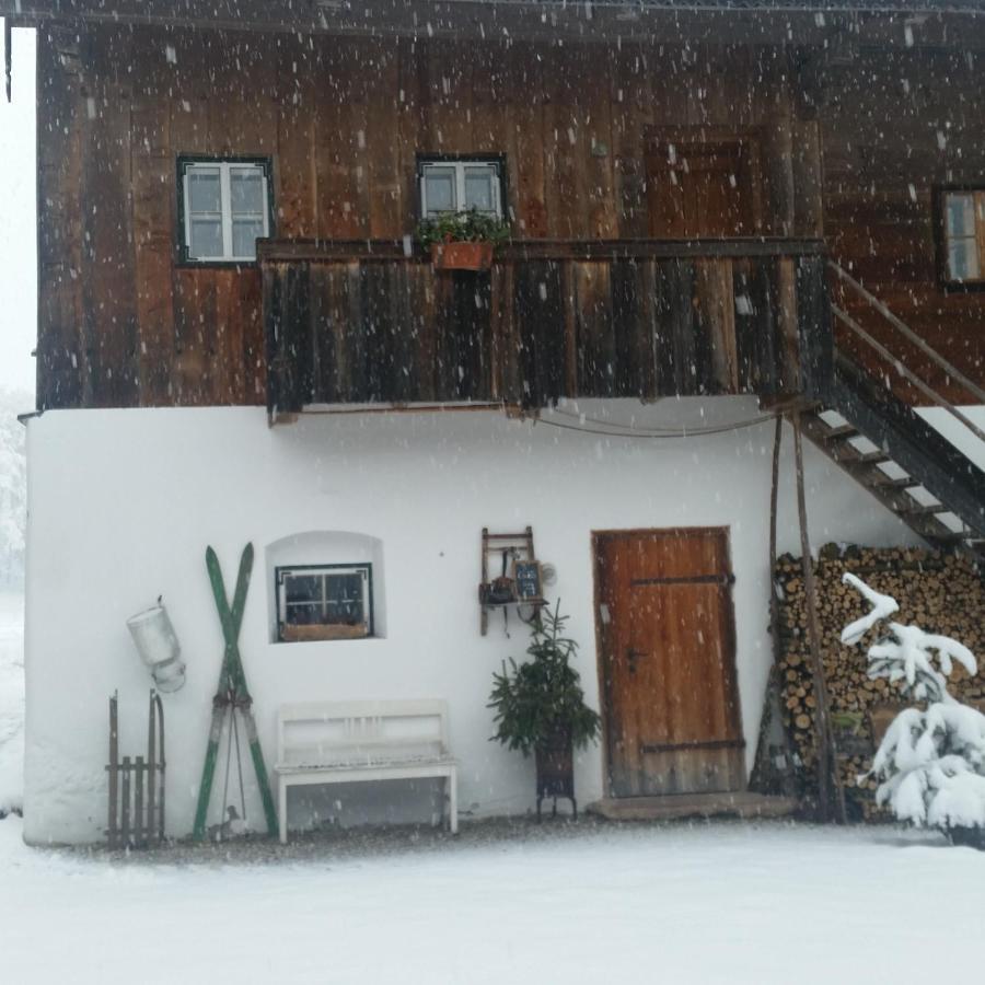 Вилла Bauernhof Kaspergut Kirchberg bei Mattighofen Номер фото